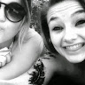 Meet your Posher, Abbey